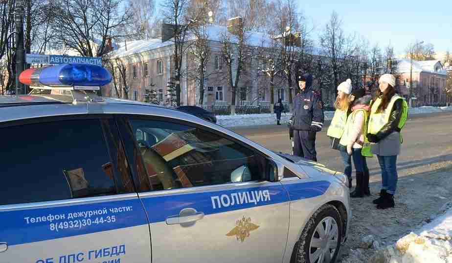 За дачу взяток сотрудникам ГИБДД в прошлом году были задержаны 52 свердловчанина За дачу взяток сотрудникам ГИБДД в прошлом году были задержаны 52 свердловчанина